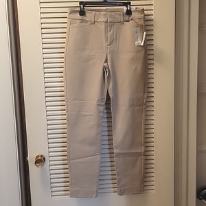 Old Navy size 4 pixie Tan Pants ❤️